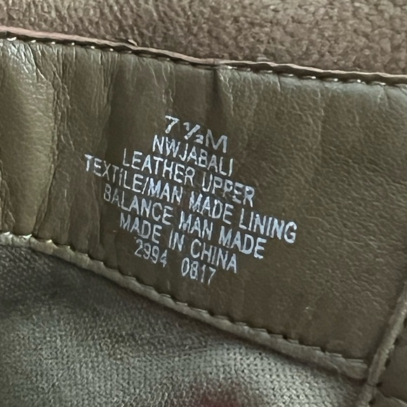 Nine West Jabali Brown Ankle Booties - Size 7.5 - Picture 8 of 10